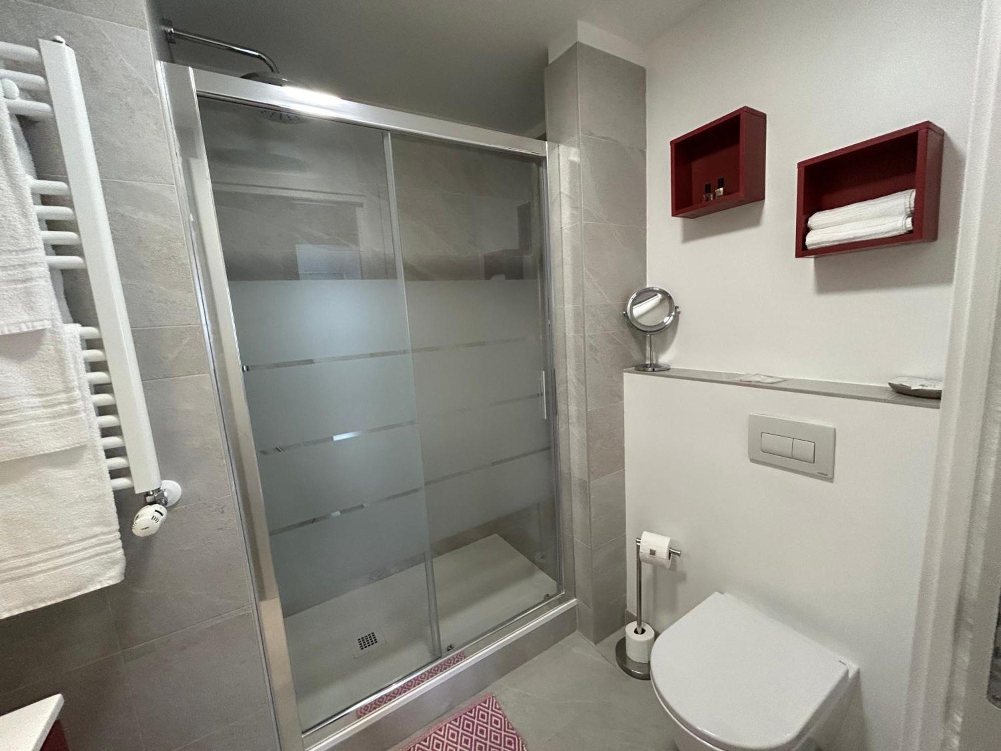 Comfort Accommodation Room Μπέργκαμο Εξωτερικό φωτογραφία