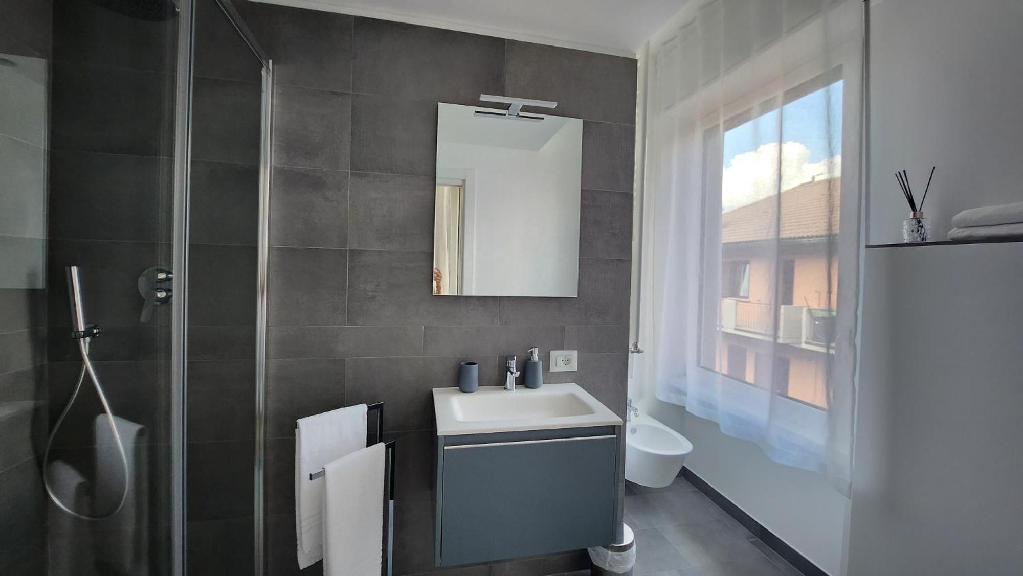 Comfort Accommodation Room Μπέργκαμο Δωμάτιο φωτογραφία